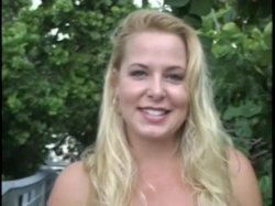 Captura de 'Her First MILF 4 (FRENCH)' nº 115