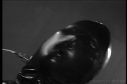 'Latex' screenshot nº 137