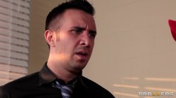 Captura de 'Big Tits In Uniform 12' nº 3
