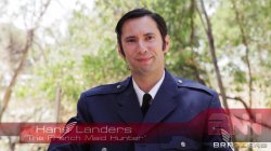 Captura de 'Big Tits In Uniform 12' nº 97