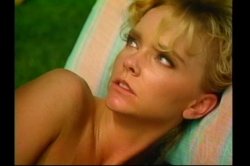 Captura de 'Poor Little Rich Girl Part One' nº 106