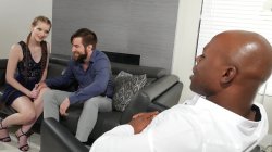 Captura de 'Teen Stepdaughter Nym Fleurette Given To A Big Black Cock Creampie' nº 21