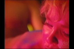 Captura de 'Poor Little Rich Girl Part Two' nº 35