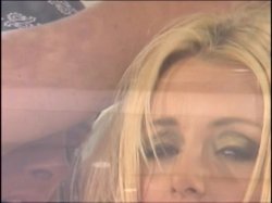 Captura de 'Young Blonde Voyeurs' nº 85
