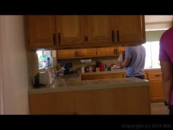 Captura de 'Seduced By A Cougar Vol. 31' nº 1