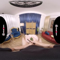 'Prolapsing Stepmom Anal Fist Fucked' screenshot nº 55