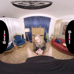 'Prolapsing Stepmom Anal Fist Fucked' screenshot nº 76