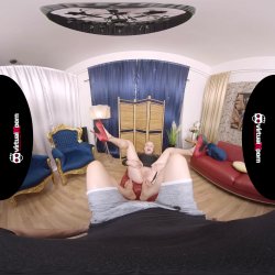 'Prolapsing Stepmom Anal Fist Fucked' screenshot nº 17