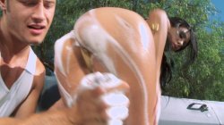 Captura de 'Car Wash Angels' nº 36