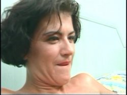 Captura de 'From Hungary with Love' nº 13