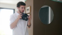Captura de 'Women & Boys 1' nº 4