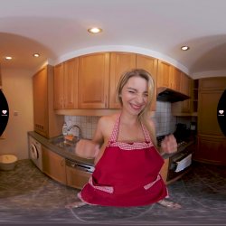 'Horny Housewife Makes a Coffee' screenshot nº 10