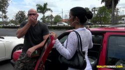 Captura de '8th Street Latinas Vol. 28' nº 2