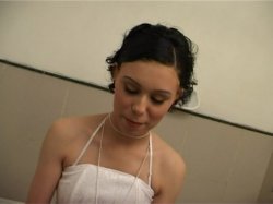 Captura de 'Cute Latina Teen Marlene Got Her Ass Destroyed in Porn Casting' nº 2