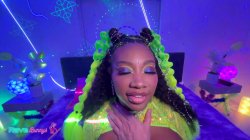 'Ebony Tia Maria Turns the Afterparty Into Her Own Playground' screenshot nº 21