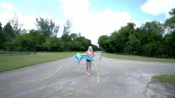 Captura de 'Petites in Public' nº 7