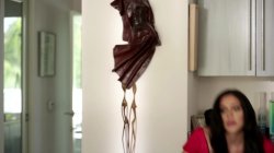 Captura de 'Lesbian Adventures: Older Women Younger Girls Vol. 8' nº 5