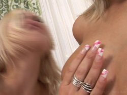 Captura de 'Lesbian Voyeurs' nº 60