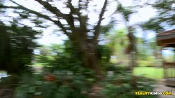 'Round And Brown Vol. 31' screenshot nº 131