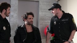 'Hot Cops Get Their Man' screenshot nº 131
