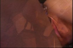 Captura de 'L.E.G.S - Love Every Girl in Stockings' nº 40