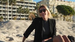 Captura de 'Anouk First Anal' nº 12