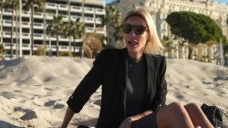 Captura de 'Anouk First Anal' nº 17