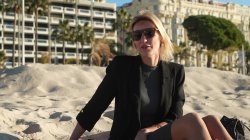Captura de 'Anouk First Anal' nº 25
