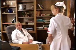 Captura de 'Itty Bitty Titty Nurses' nº 8