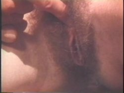 Captura de 'Brunettes of the 80's' nº 121