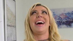 'My Slutty Stepmom Wants BBC' screenshot nº 87