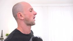 Captura de 'Cum Knockin' On My Backdoor' nº 37