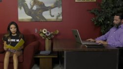 'FemDom Ass Worship 35' screenshot nº 2
