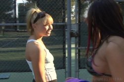 Captura de 'Lesbian Teen Hunter 4' nº 3
