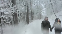 'Winter Magic, Adventure's Best by Laura Quest S02E01' screenshot nº 105