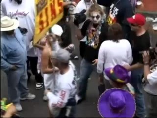 Mardi Gras - Boobs For Beads!! - Cena2 - 3