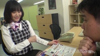 Travel Agency Woman Can&#39;t Say No - Scène1 - 2