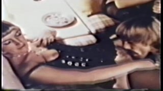 Peepshow Loops 45: 1970&#39;s (Color) - Szene4 - 4