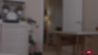 Sexy girl loves deep fucking - Scène2 - 1