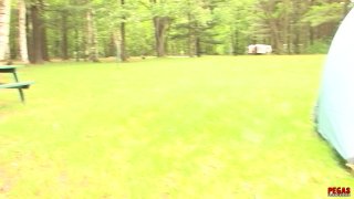 All-Girls Camp Out - Escena3 - 1