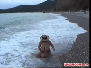 Maxi VIdeo 2002 - Scene8 - 5