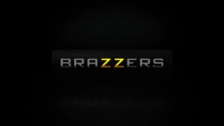 Brazzers Goes Black 2: The MILF Edition - Szene6 - 1