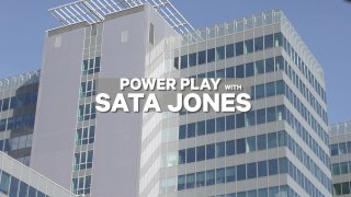 Power Play with Sata Jones - Scène1 - 1