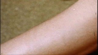 Tina Russell - 1970&#39;s Girl Next Door - Szene11 - 3