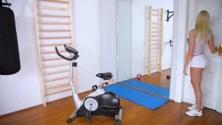 Gym Nymphos - Escena4 - 1