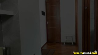 Sex 4 Rent 9 - Escena4 - 1