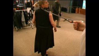 Linda Auf Der Venus - Mutti Das Erste Mal Bei Einer Erotikmesse - Scene3 - 3