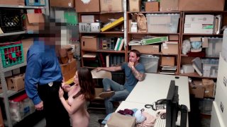 ShopLyfter 11 - Escena4 - 3