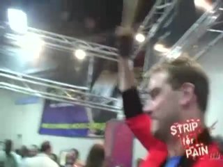 Strip For Pain - Hotmovies Booth - Scène2 - 3
