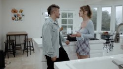 Captura de 'Big Boob Babysitters 3' nº 47